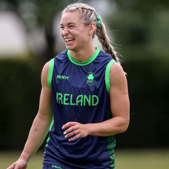 Team Ireland women's rugby player in a McKvr jersey
